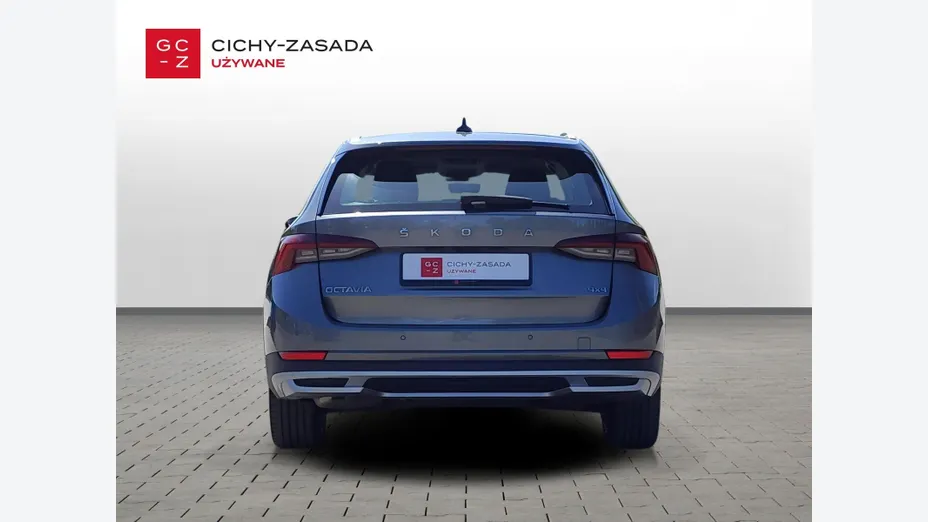 SKODA Octavia Octavia 2.0 TSI 4x4 Scout DSG
