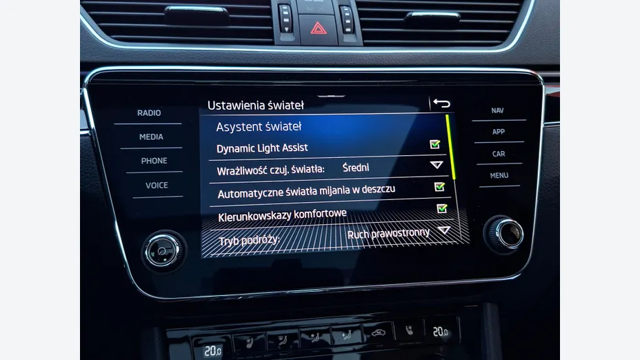 SKODA Superb Superb 2.0 TDI SCR L&K DSG