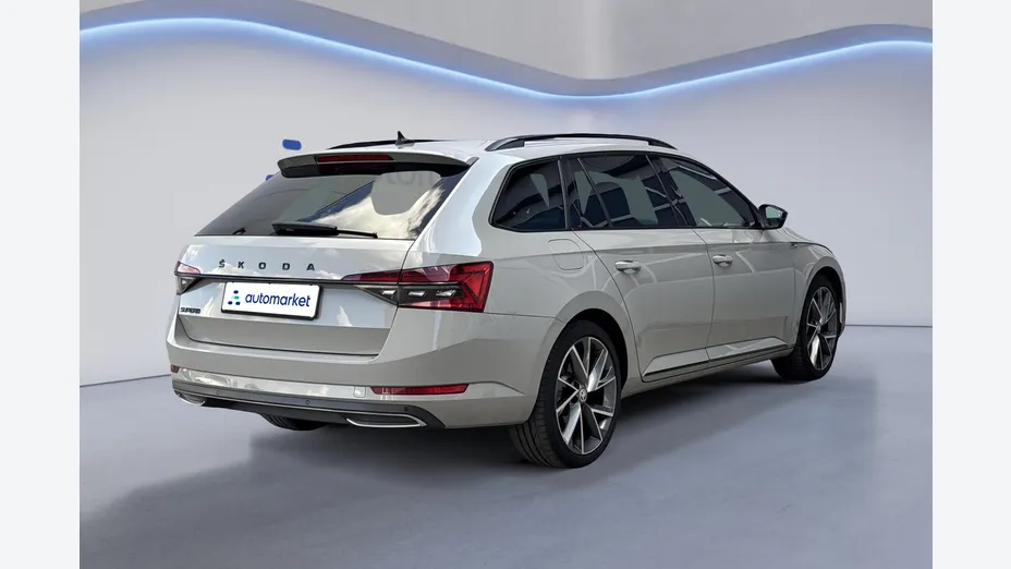 SKODA Superb Superb 2.0 TDI SCR Sportline DSG