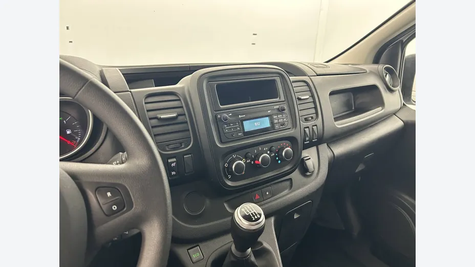RENAULT Trafic -