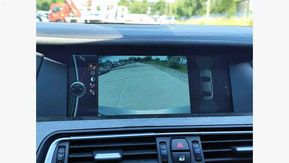 BMW Seria 7 750Li xDrive