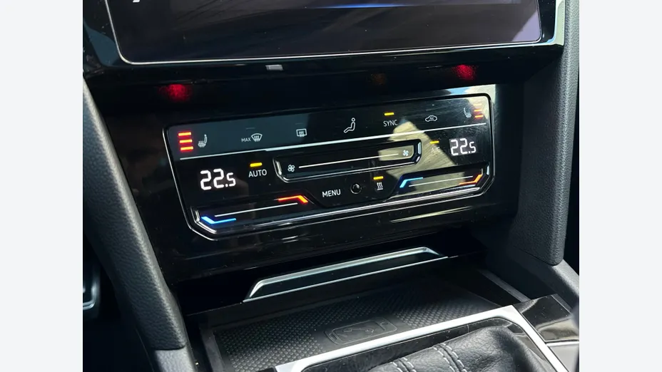 VOLKSWAGEN Arteon Arteon 2.0 TSI R-Line DSG