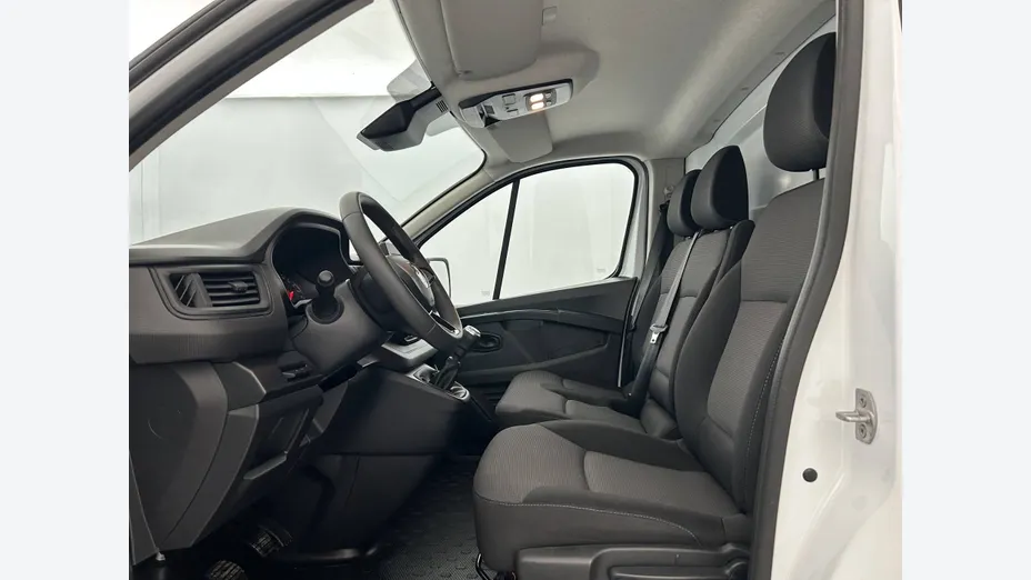 RENAULT Trafic -