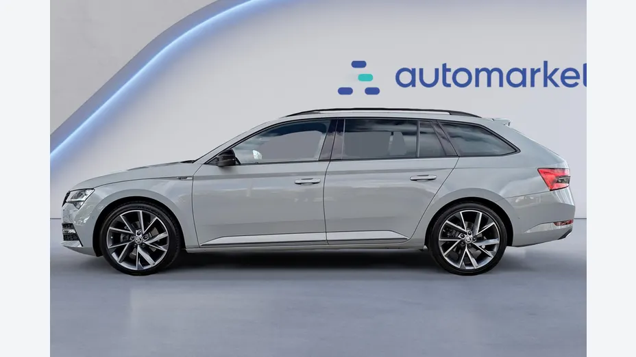 SKODA Superb Superb 2.0 TDI SCR Sportline DSG