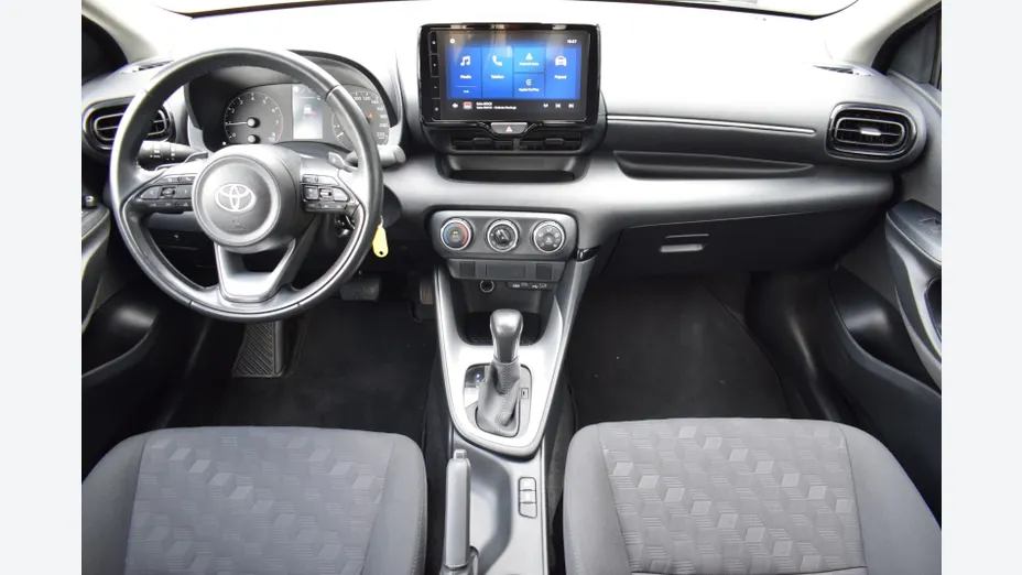 TOYOTA Yaris Yaris 1.5 Comfort CVT
