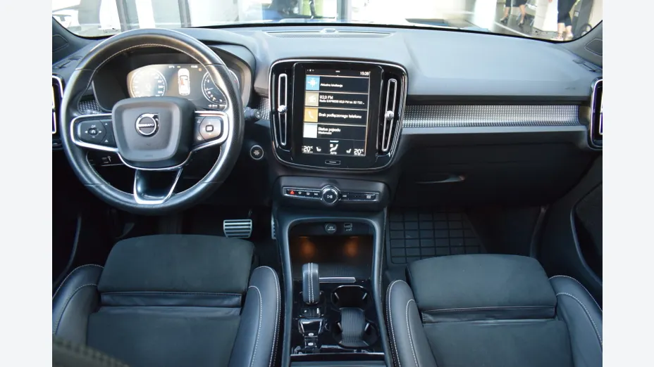 VOLVO XC40 XC40 T3 R-Design aut