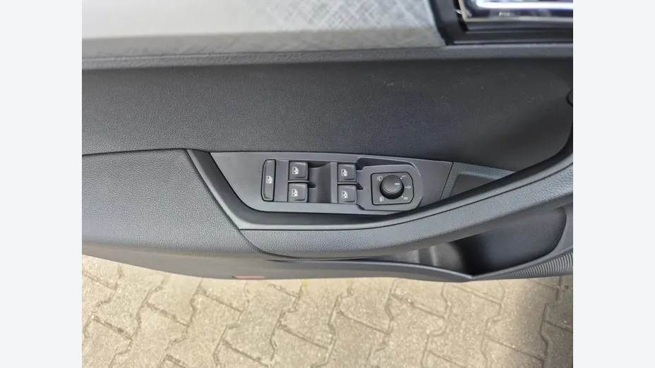 SKODA Karoq Karoq 1.5 TSI ACT Drive DSG Nowy