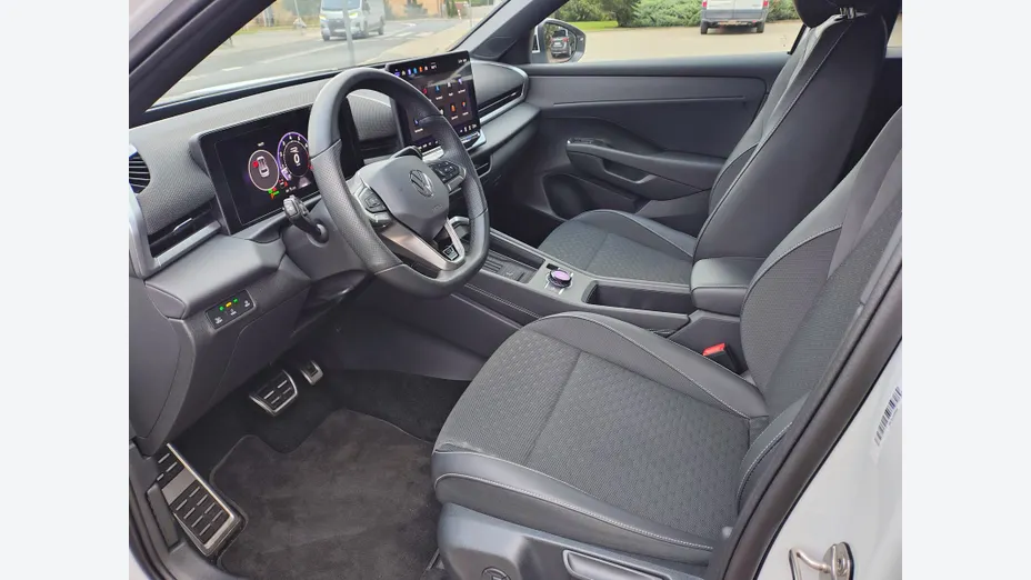 VOLKSWAGEN T-ROC T-ROC 1.5 eTSI R-Line DSG