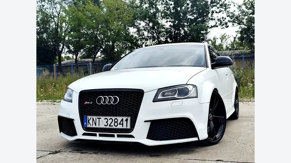 AUDI RS3 -