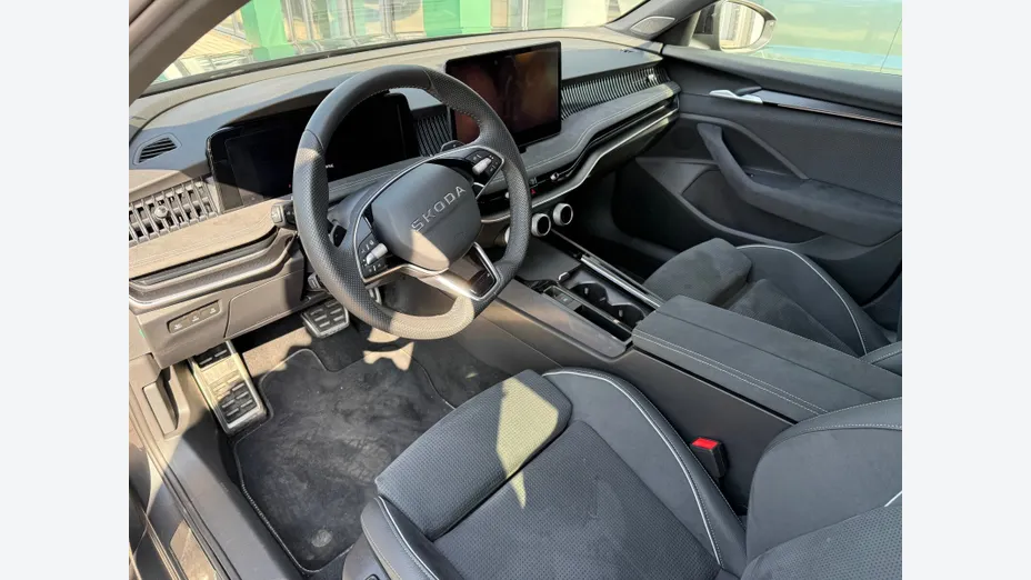 SKODA Superb Superb 1.5 TSI Plug-in Hybrid Sportline DSG Nowy