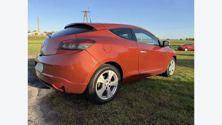 RENAULT Megane -