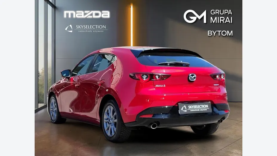 MAZDA 3 -