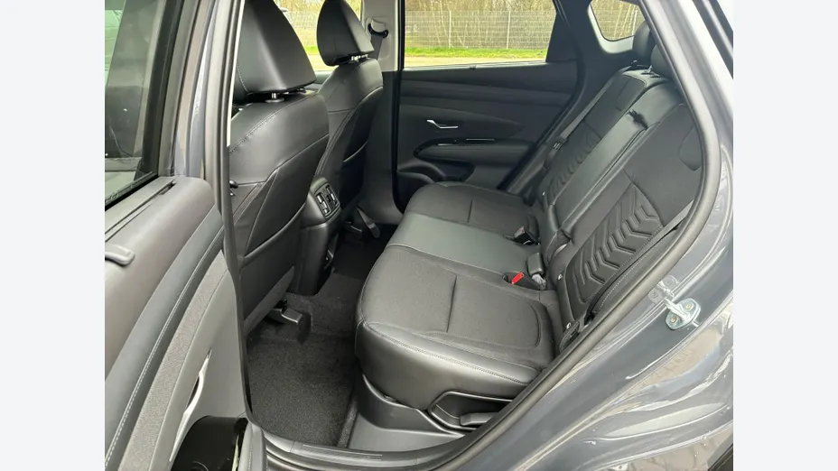 HYUNDAI Tucson -