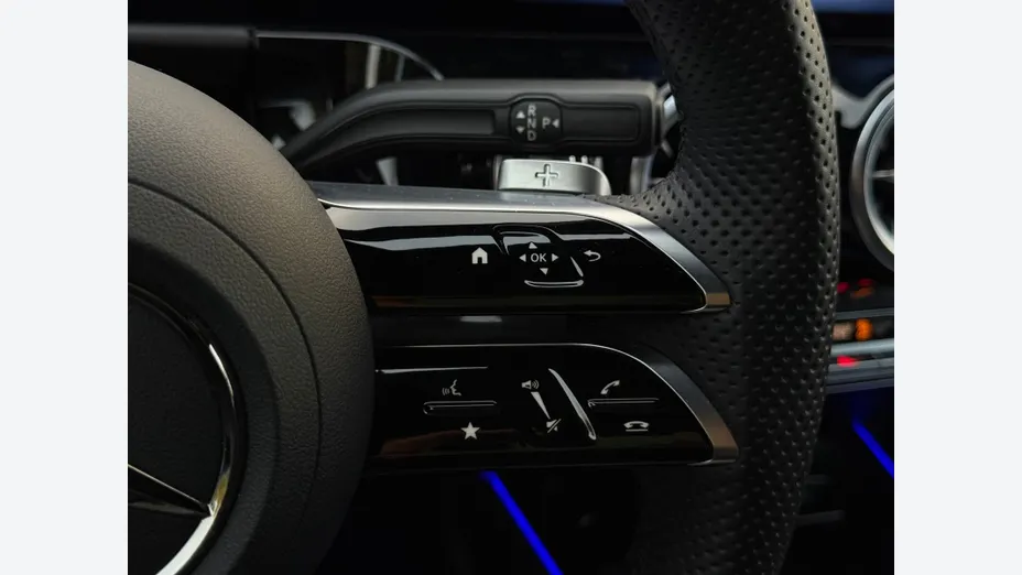 MERCEDES-BENZ GLA GLA 220 d 4-Matic AMG Line 8G-DCT