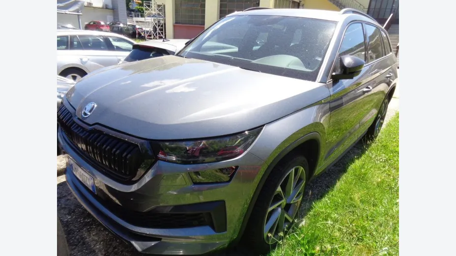 SKODA Kodiaq Kodiaq 2.0 TDI 4x4 Sportline DSG 7os.