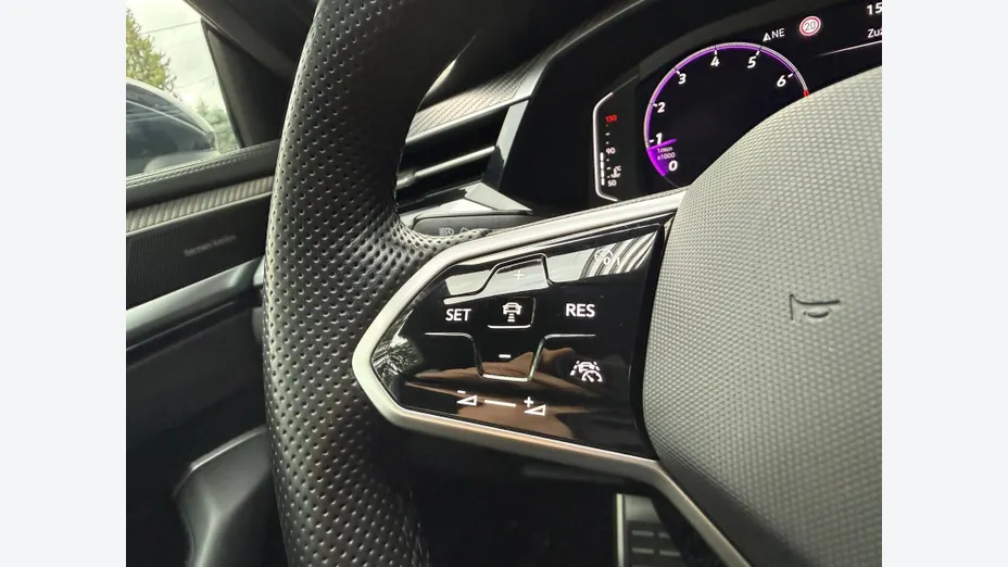 VOLKSWAGEN Arteon Arteon 2.0 TSI R-Line DSG