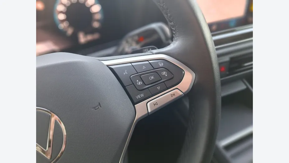VOLKSWAGEN Tiguan Tiguan 2.0 TDI Life DSG