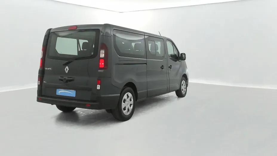 RENAULT Trafic -