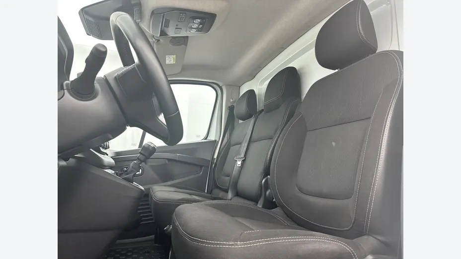RENAULT Trafic -