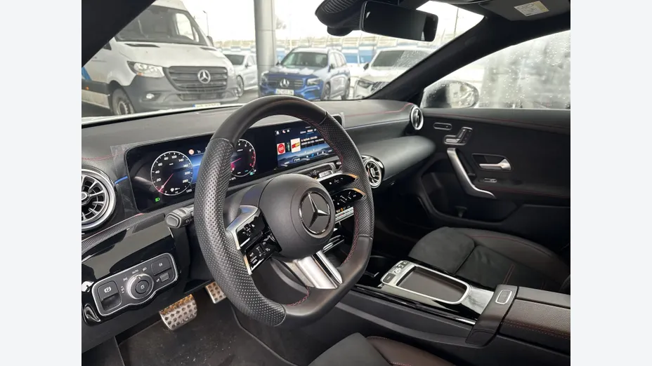 MERCEDES-BENZ CLA CLA 200 mHEV AMG Line 7G-DCT