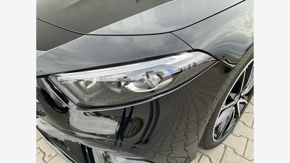 MERCEDES-BENZ A Klasa A 220 4-Matic AMG Line 8G-DCT