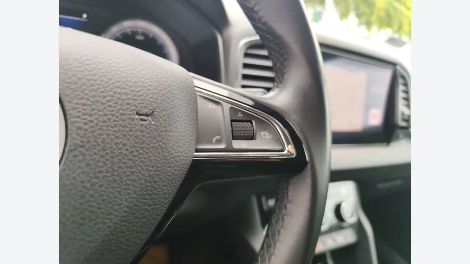 SKODA Karoq -