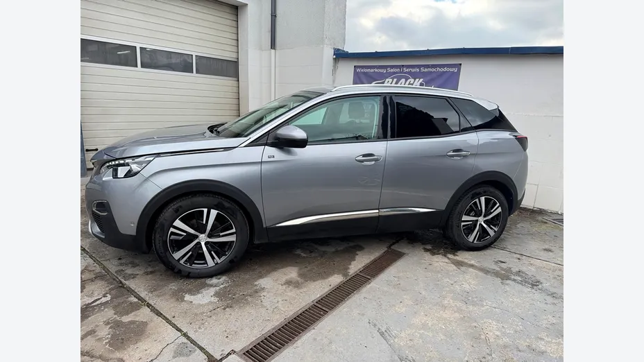 PEUGEOT 3008 -