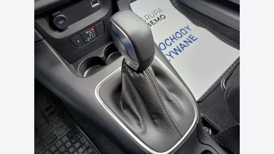 CITROEN C3 C3 1.2 PureTech Max EAT6