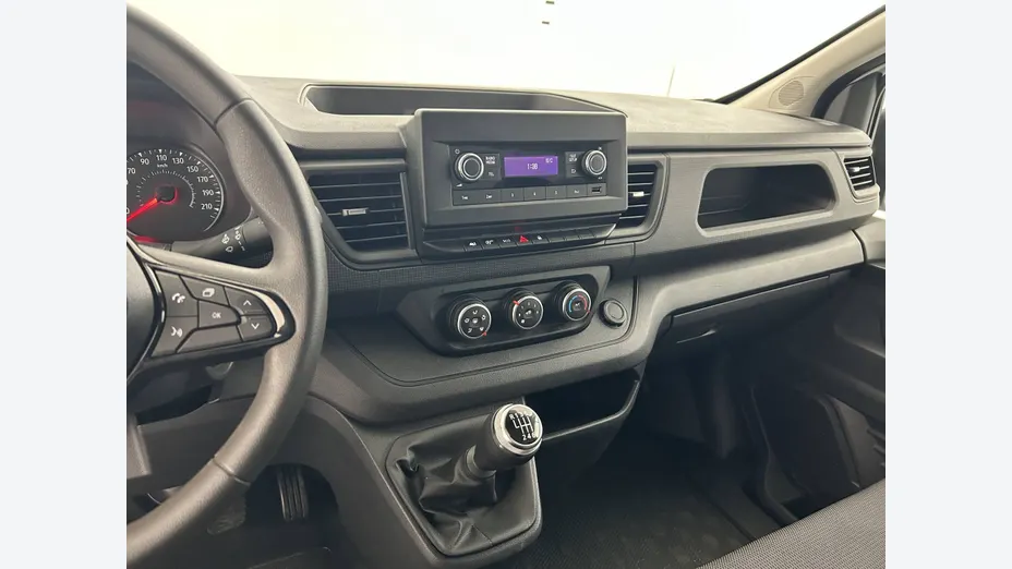 RENAULT Trafic -