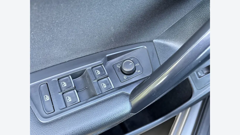 VOLKSWAGEN Tiguan Allspace -
