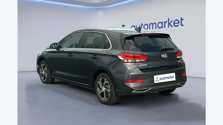 HYUNDAI i30 i30 1.0 T-GDI Smart DCT