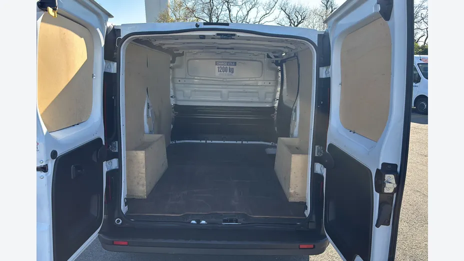 RENAULT Trafic -