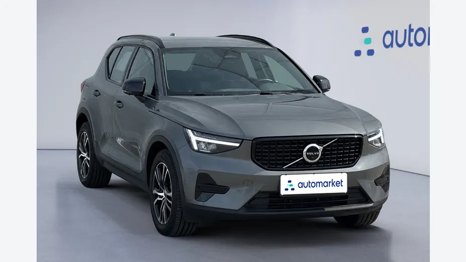VOLVO XC40 XC40 B3 Plus Dark aut