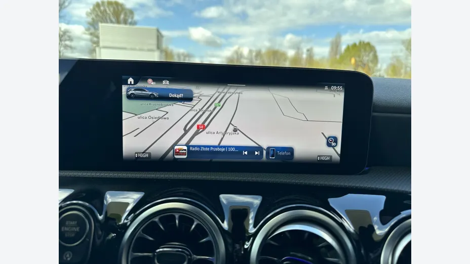 MERCEDES-BENZ A Klasa A 200 AMG Line 7G-DCT