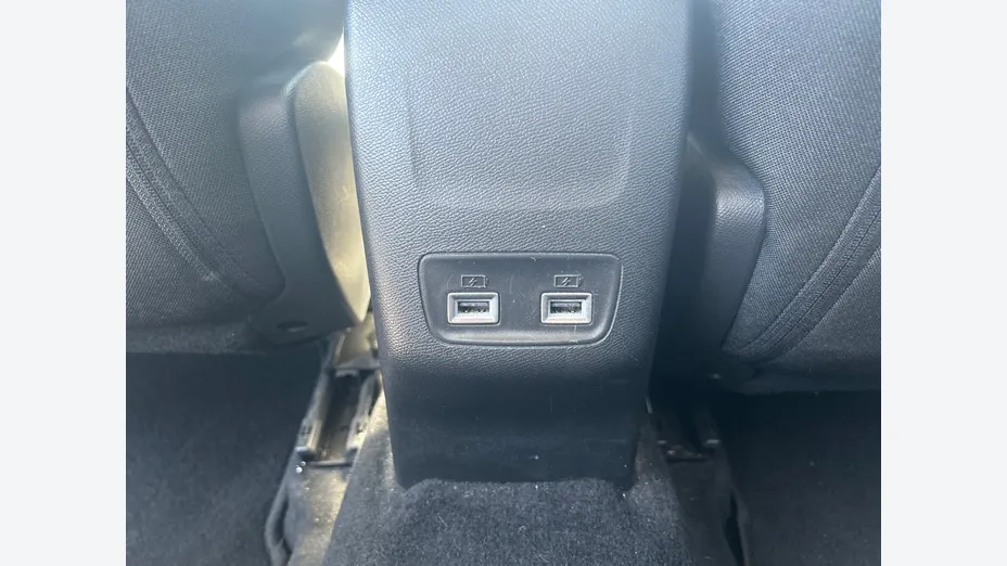 PEUGEOT 2008 -