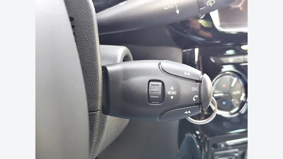 CITROEN DS3 -