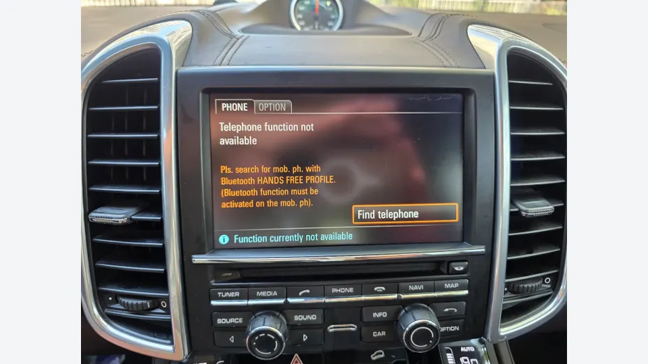 PORSCHE Cayenne -