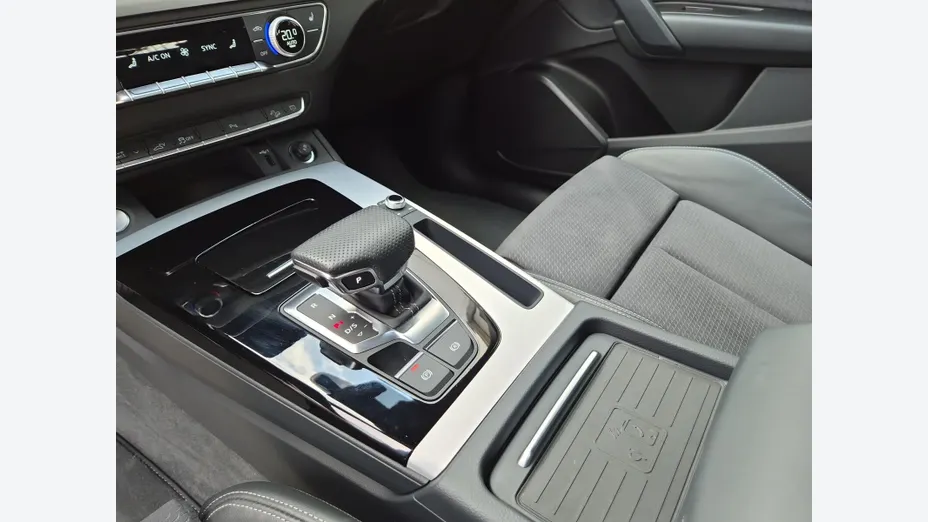 AUDI Q5 Q5 50 TFSI e Quattro S Line S tronic