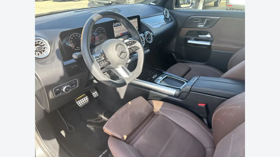 MERCEDES-BENZ GLA GLA 200 mHEV AMG Line 7G-DCT