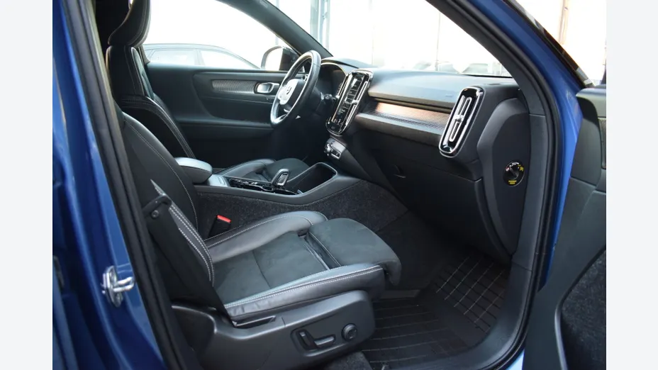 VOLVO XC40 XC40 T3 R-Design aut