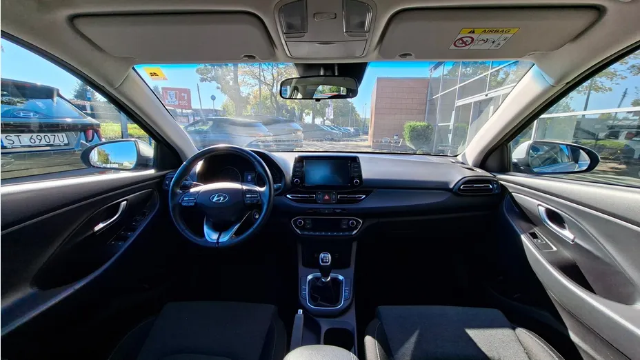 HYUNDAI i30 -