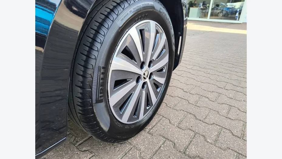 SKODA Superb Superb 2.0 TDI SCR Style DSG