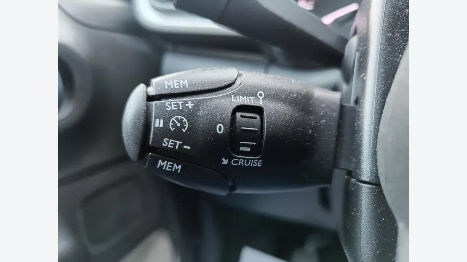 CITROEN C3 C3 1.2 PureTech Shine