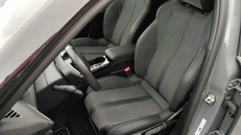 PEUGEOT 2008 -