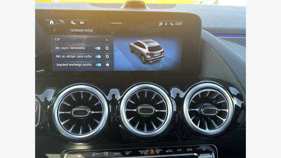 MERCEDES-BENZ GLA GLA 200 mHEV AMG Line 7G-DCT