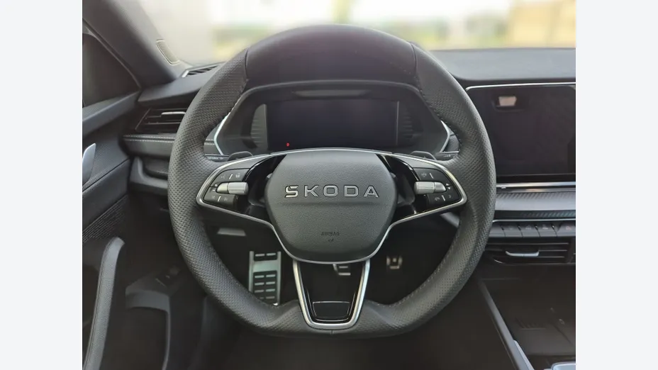 SKODA Octavia Octavia 1.5 TSI mHEV Sportline DSG Nowy