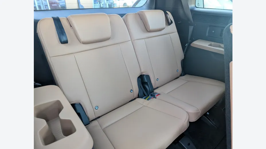 HYUNDAI Santa Fe Santa Fe 1.6 T-GDI HEV Calligraphy 4WD aut 6os. Nowy