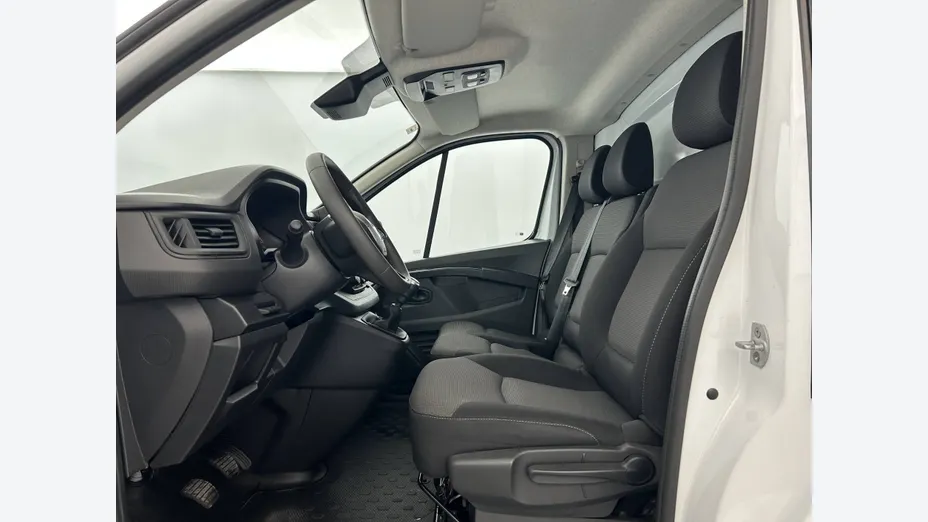 RENAULT Trafic -