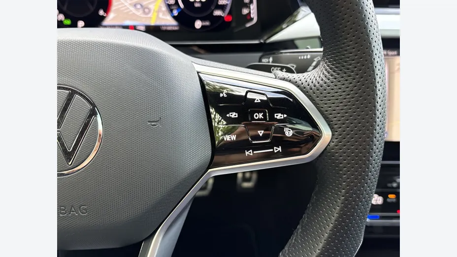 VOLKSWAGEN Arteon Arteon 2.0 TDI 4Motion R-Line DSG
