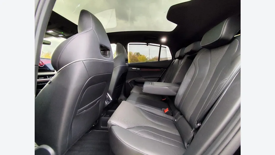 SKODA Enyaq -